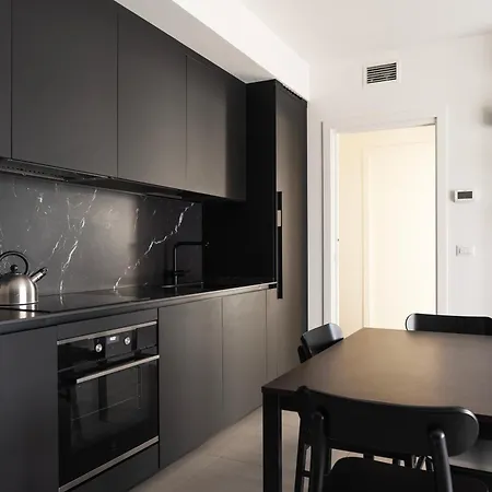 Apartman San Siro Fiera - Youhosty Milánó
