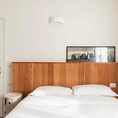 San Siro Fiera - Youhosty Apartman *